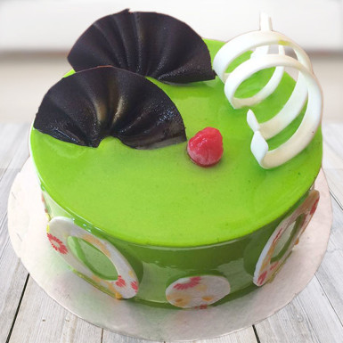 La Kiwi _ confectionery - Rainbow birthday cake !!!!!🌈 #cakeart  #cakedesign #cakelover #cakerainbow🌈 #lakiwiconfectionery | Facebook